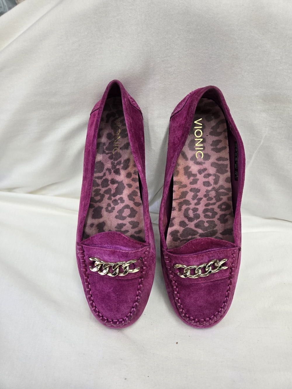 Vionic Women's Magenta Suede Chain-Trim Loafers